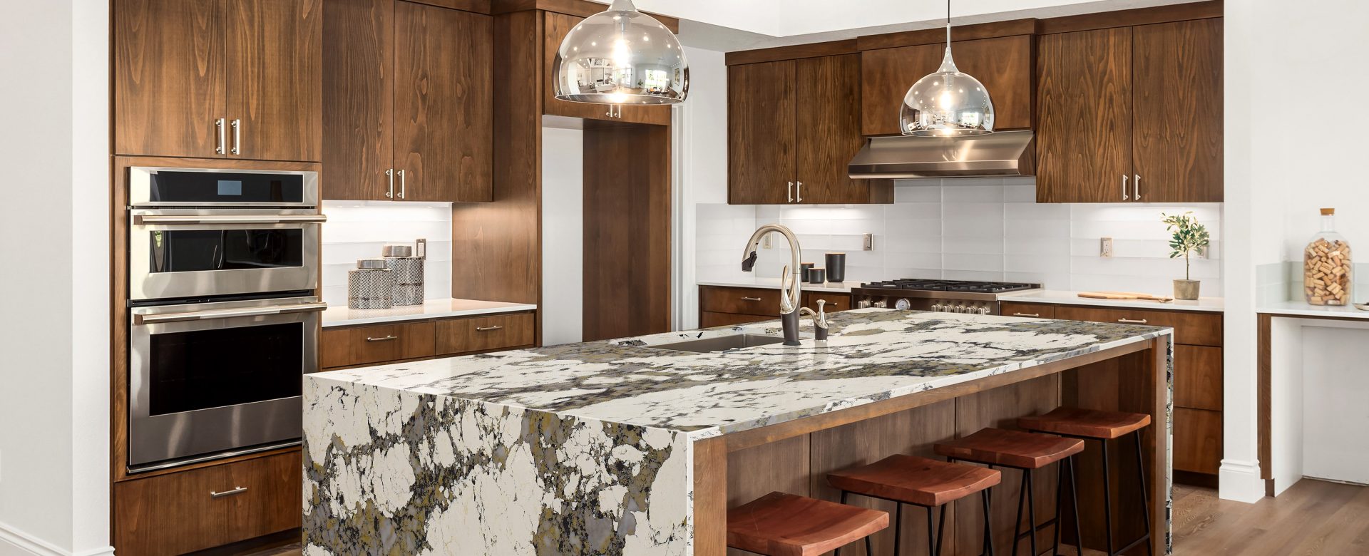 Macchia-Vecchia-Kitchen-2-1920x780-2